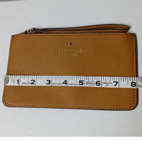 Kate Spade New York Wristlet Staci - Picture 5 of 8